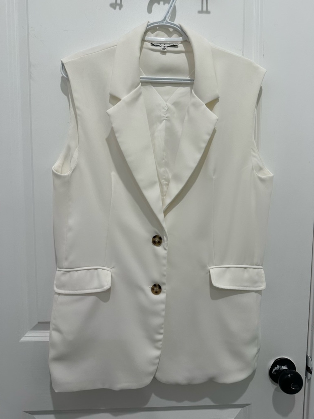 HYFVE White Sleeveless Blazer Vest